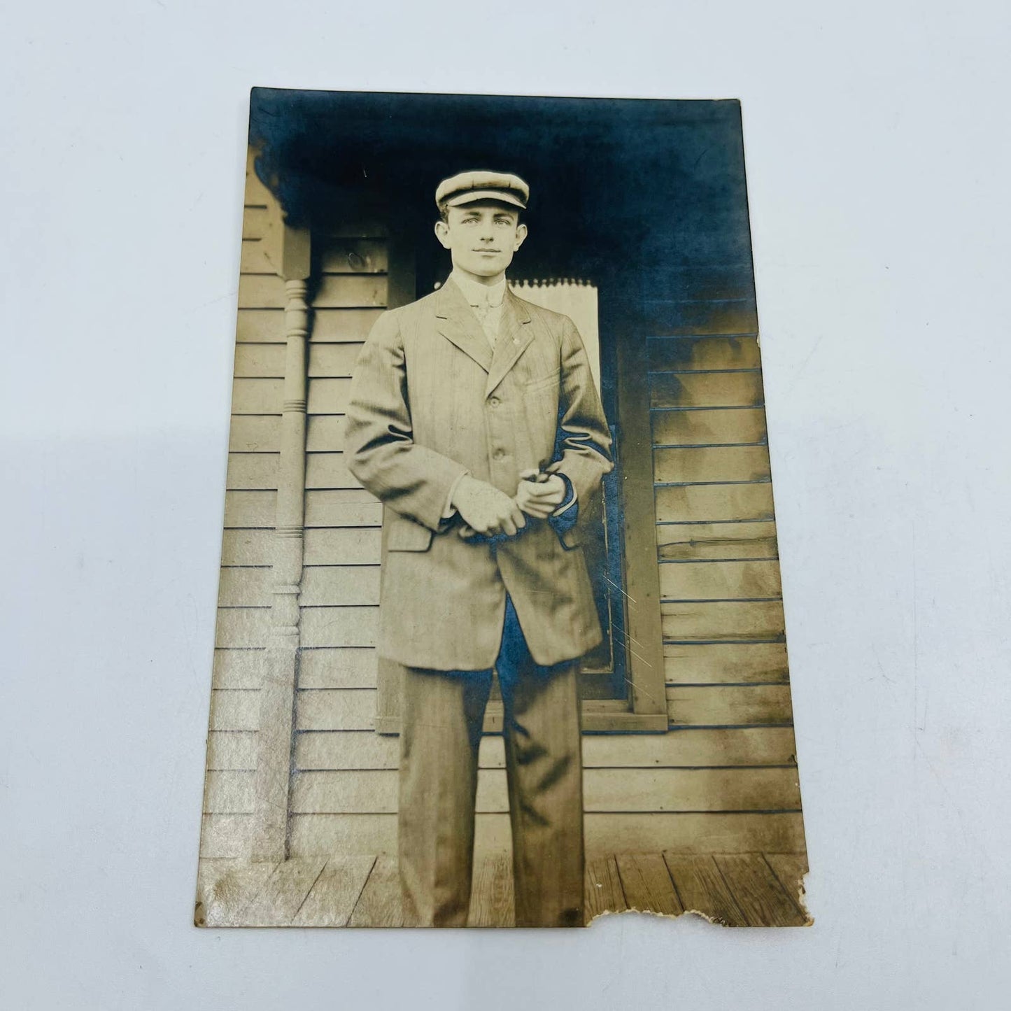 Early 1900s RPPC Portrait Man in Suit And Driving Cap PA9