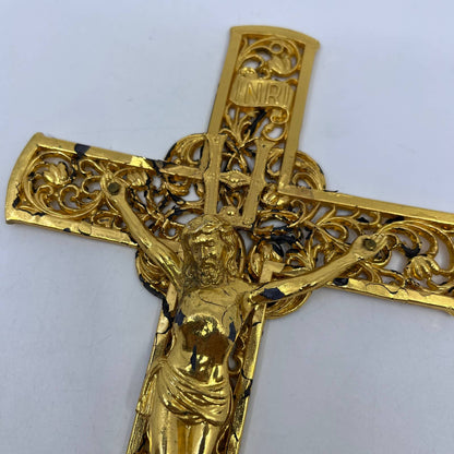 Vintage Filigree Cross Wall Hanging Crucifix Jesus INRI Gold Tone 9 x 5 1/4" TH6