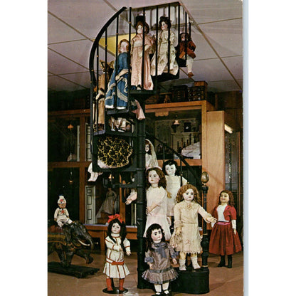 Mary Merritt's Doll Museum French Circular Staircase Original Postcard PB4
