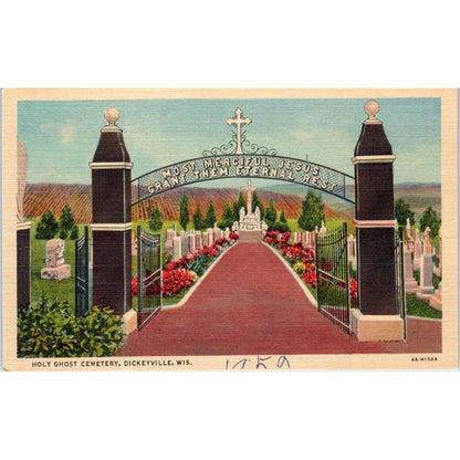 Holy Ghost Cemetery Dickeyville Wisconsin Original Postcard TJ9-P3