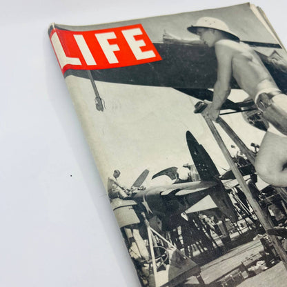 Life Magazine WWII California War Worker USS Navy Gandhi Hitler Oct 12 1942 TD9