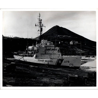 c1970 Original Photograph USCG Coast Guard Staten Island Ship 278 8x10 AD6-3