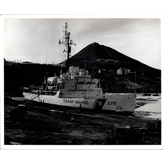 c1970 Original Photograph USCG Coast Guard Staten Island Ship 278 8x10 AD6-3
