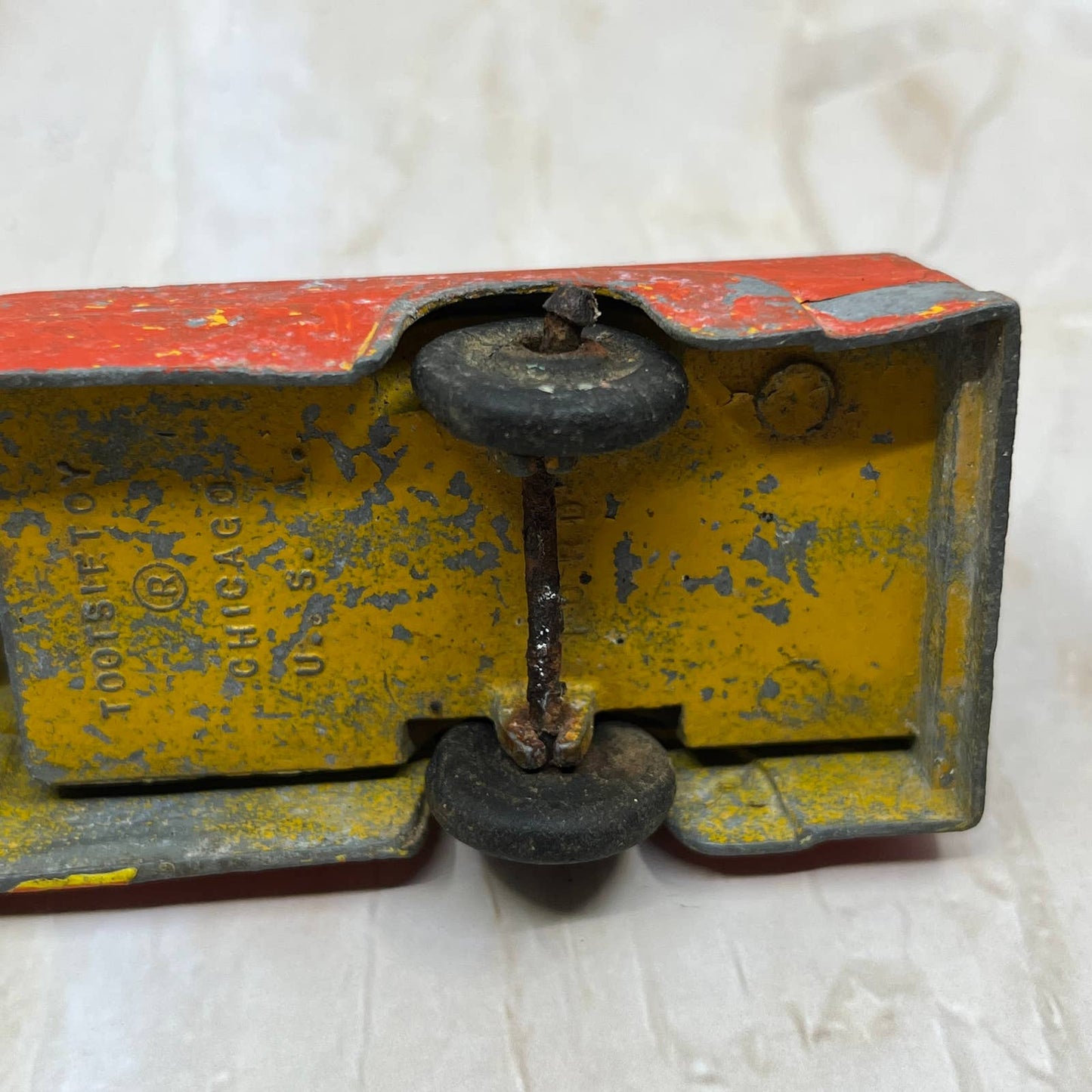 Vintage Tootsie Toy of Chicago Ford Metal Flatbed Truck  Made In USA