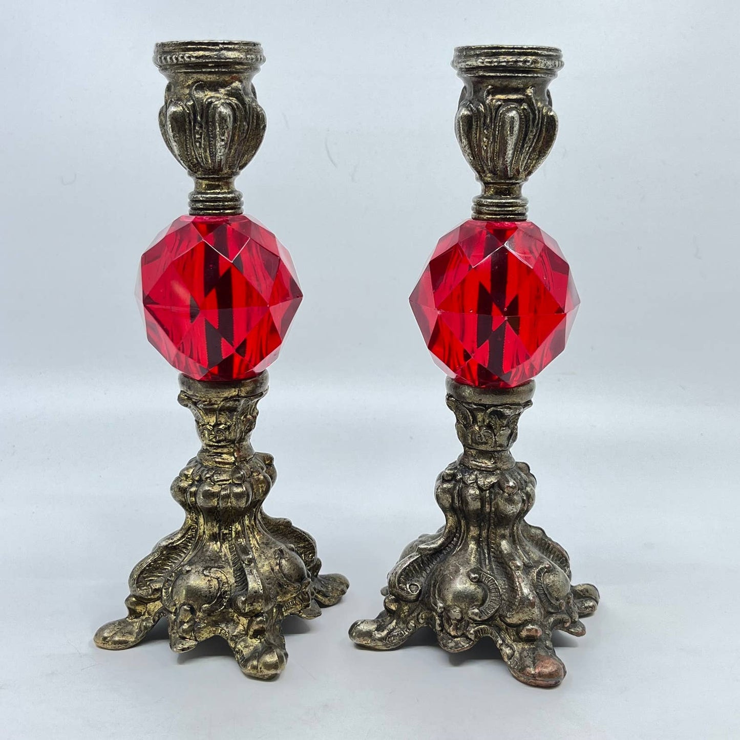 2 Vintage Hollywood Regency Metal Red Lucite Candlesticks Candle Holders 8” TF4