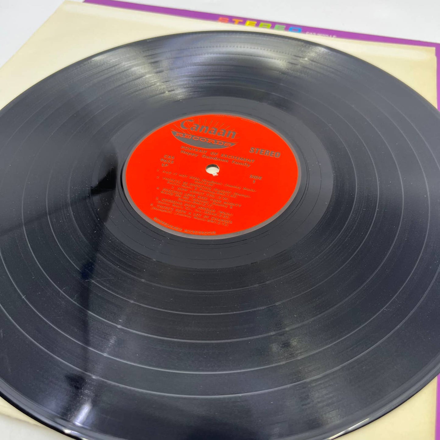 Happy Goodman Family Portrait of Excitement Record Signed Authenticated TH3