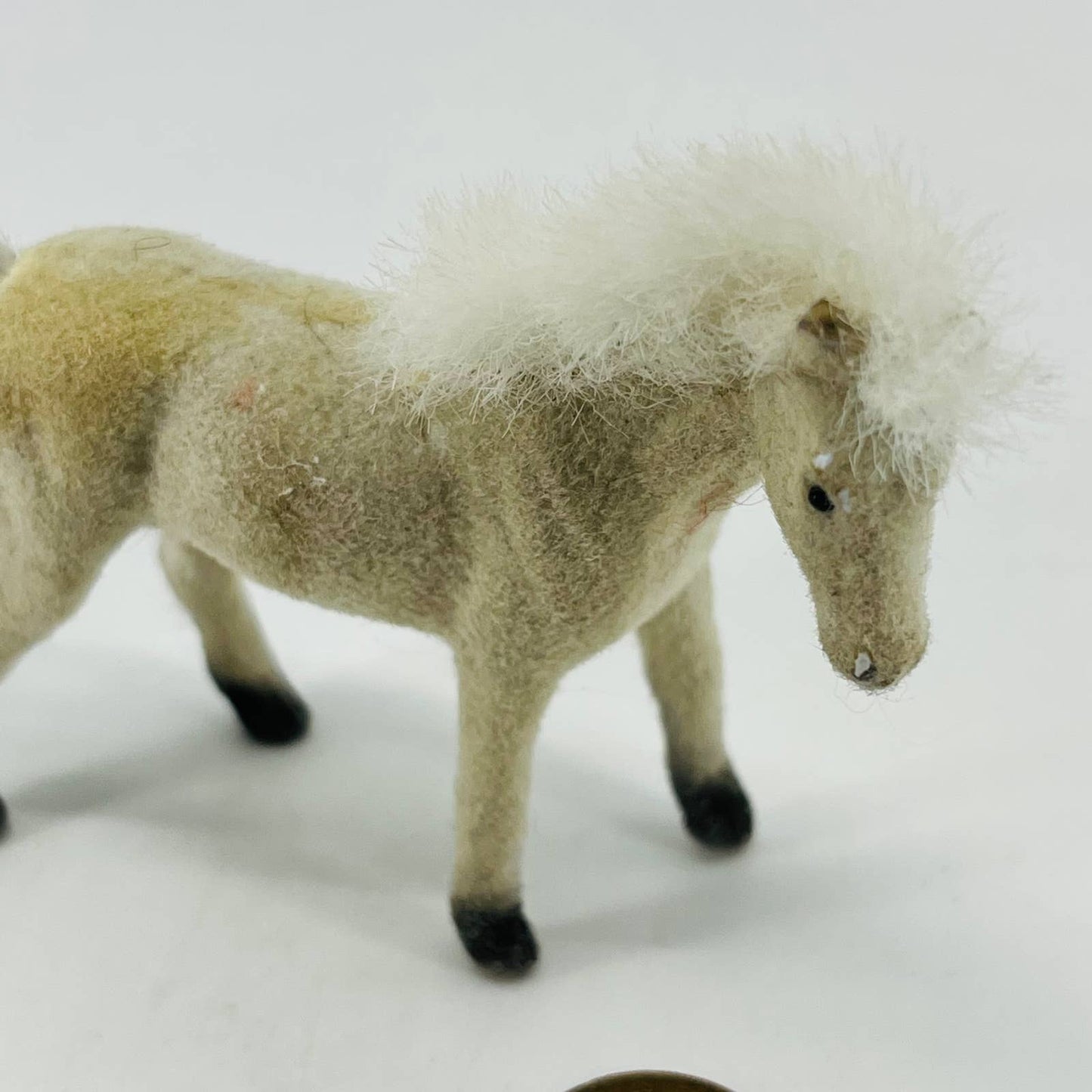 Flocked Velvet Plastic Toy Horse White Felted Soft Pony Figure Figurine 3x4” SB7