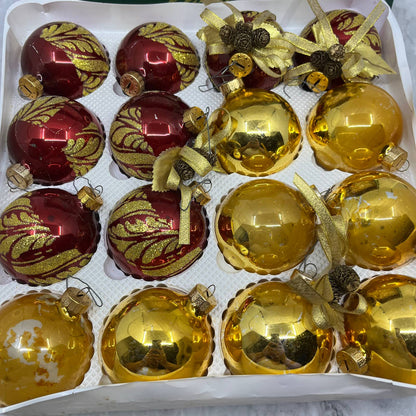 Visions by HOLLY 16 Vintage 2 5/8" Glass Ornaments Box Red Stencil Gold OT1