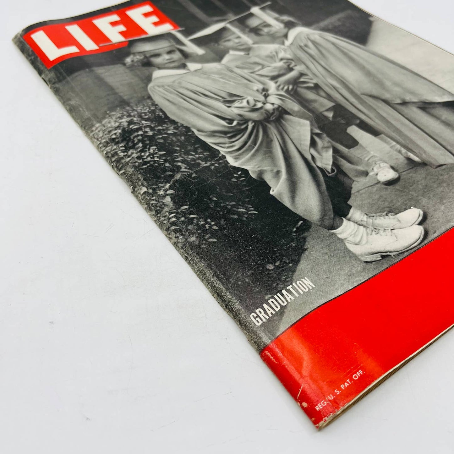 LIFE MAGAZINE JUNE 25, 1945 EVA BRAUN EISENHOWER BRITISH ELECTION TRUMAN WWII