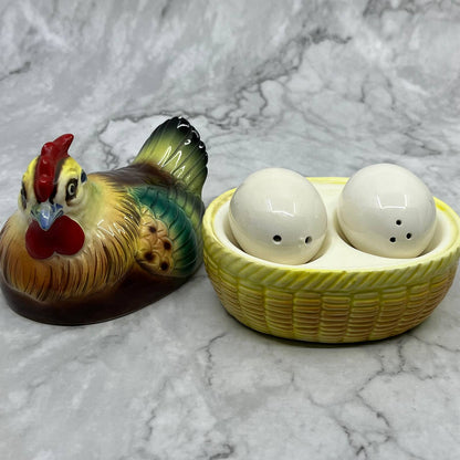 Vintage Norcrest Porcelain Nesting Hen with Eggs Salt & Pepper Shakers Japan TJ3