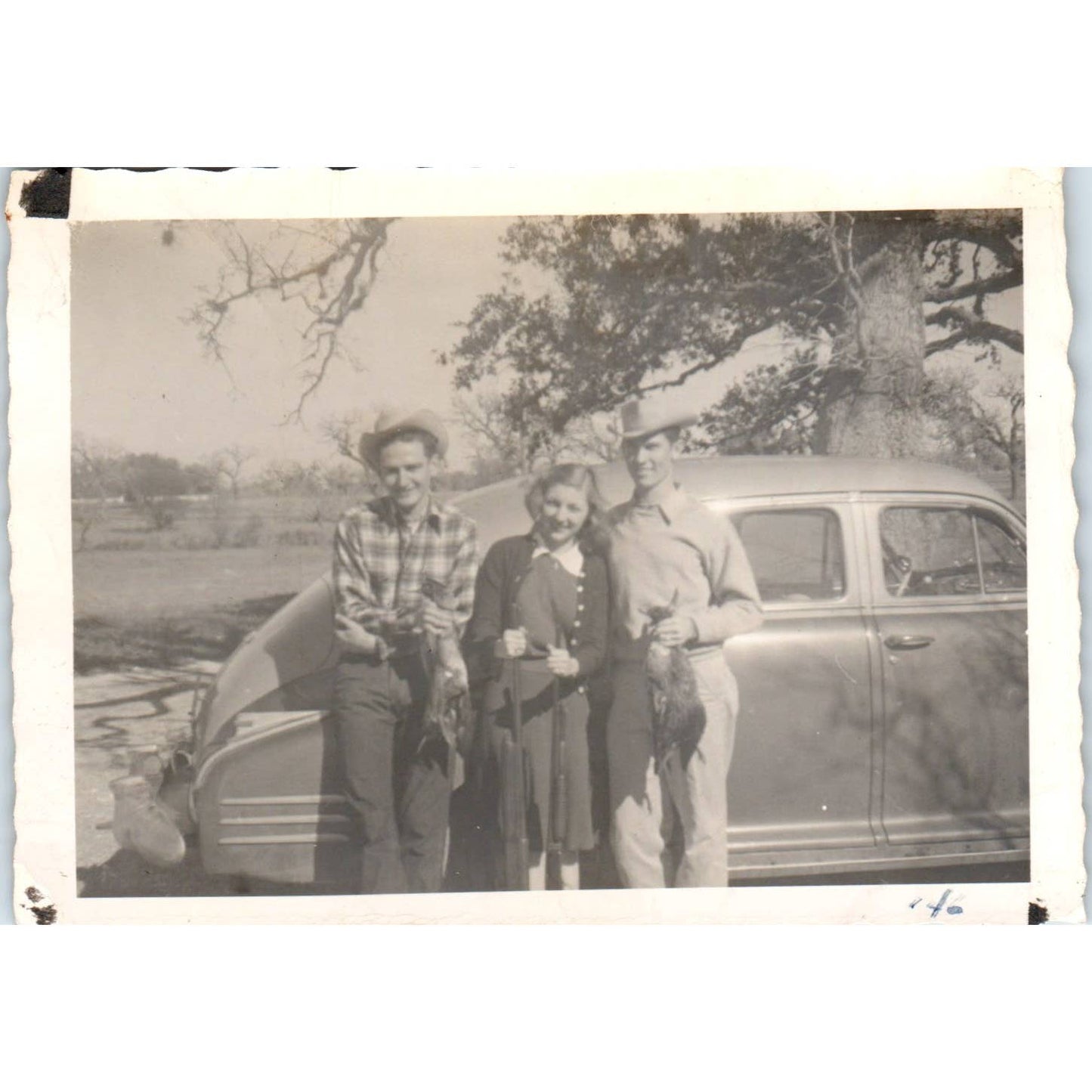 1946 Photograph Indiana Duck Hunting Crip Roake & Mary & Robert Roake 3x4" SE5