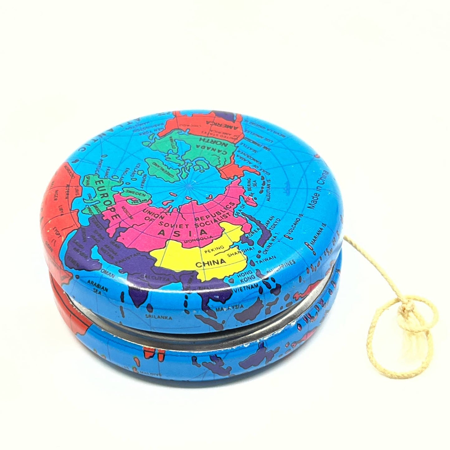 Vintage Tin Litho Globe World Map Yo Yo Toy Yoyo SD6