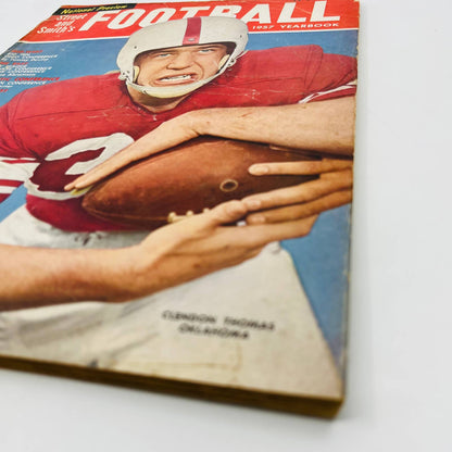 1957 Street & Smith’s College Football Year Book Good Condition BA3