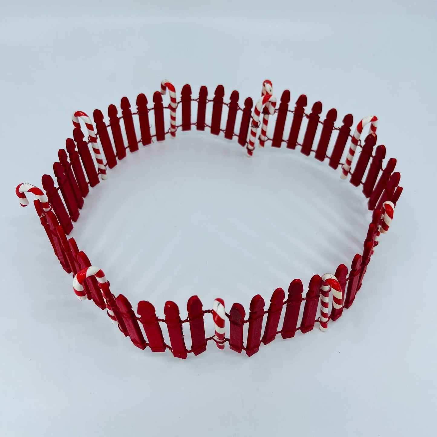 Vintage Flexible Candy Cane Red Picket Fence for Christmas Village 23” TE1