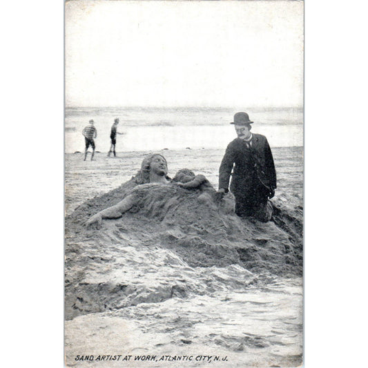 Sand Artist at Work c1910 Atlantic City NJ Original Postcard TK1-25
