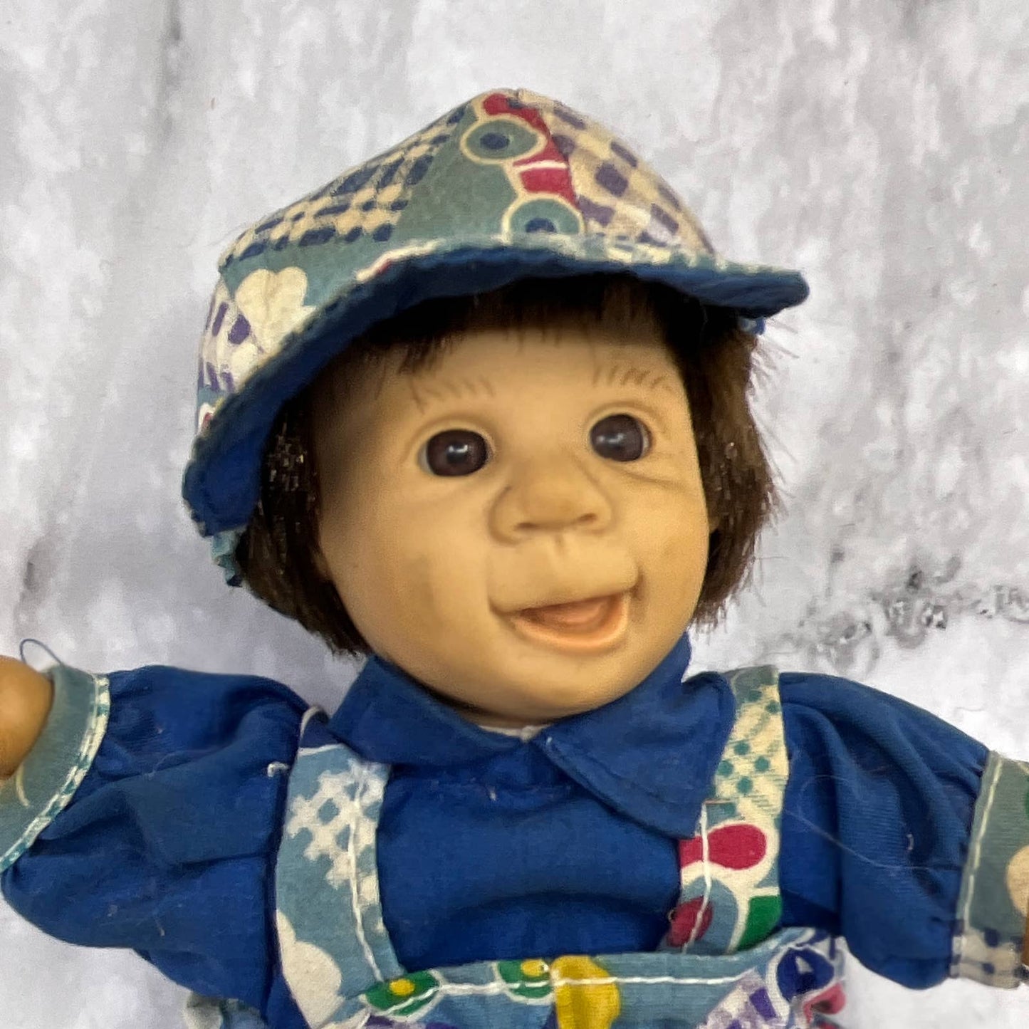 Gigo Gi-Go My Pals Bean Bag Kids Expressive Face 8" Baby Doll Boy in Blue TI7