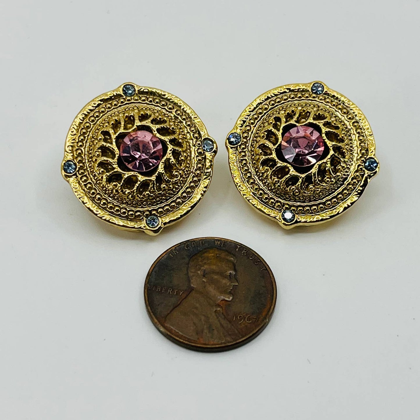 Vintage Baroque Gold Tone Round Ornate Pink & Clear Rhinestone Clip Earrings SB3