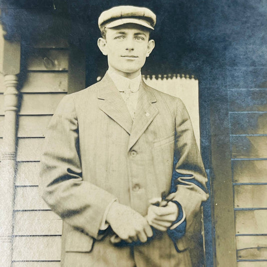 Early 1900s RPPC Portrait Man in Suit And Driving Cap PA9