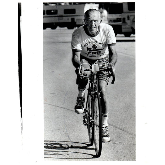 1980 Press Photo Cycling John Seligman Riding Bike Miami FL 8x10" AD3
