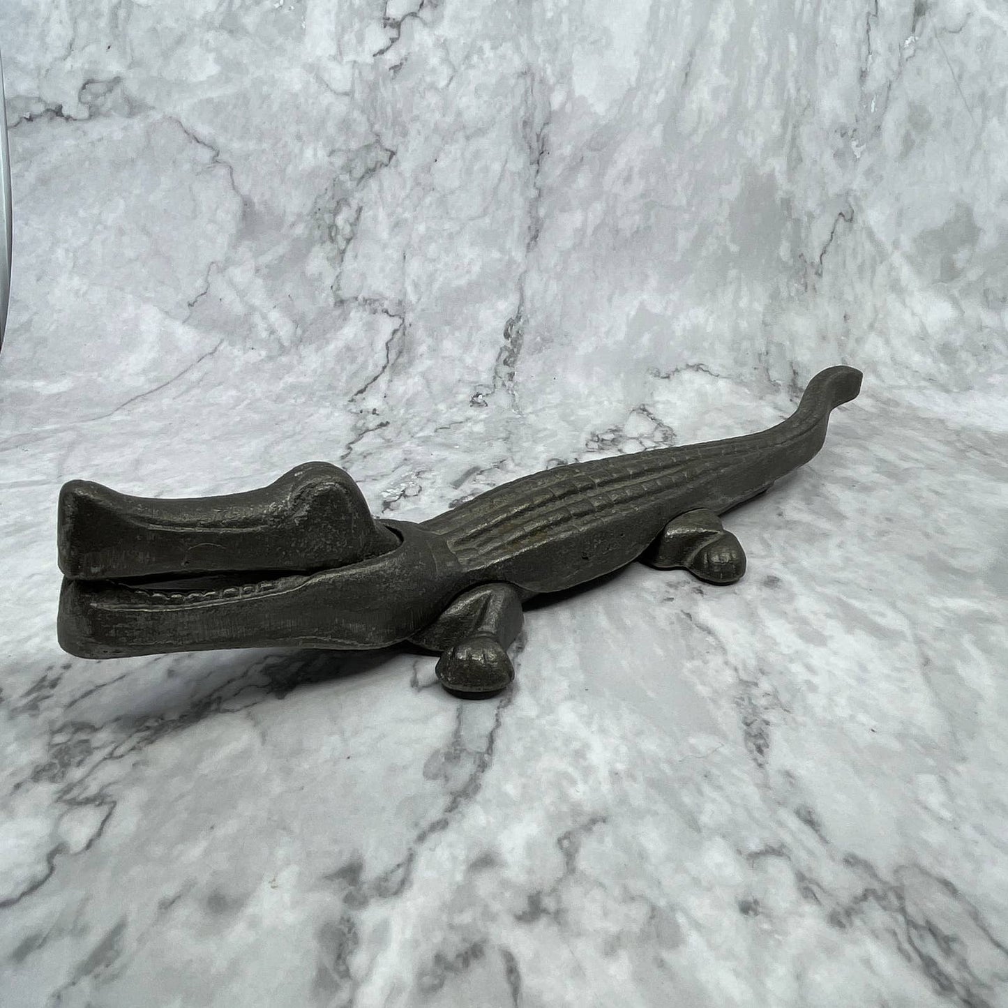 Vintage 13” Heavy Cast Iron Alligator Crocodile Antique Nut Cracker Stehedco TJ8