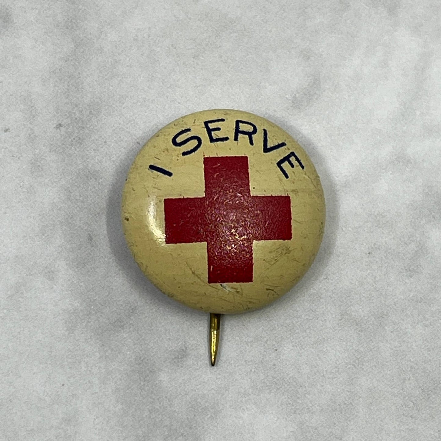 1920s Pinback Button Pin American Red Cross - I Serve SE7