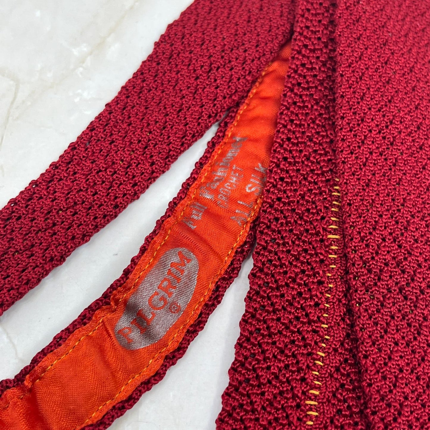 1960s Men's Pilgrim All Silk NECKTIE Tie Skinny Square End Red Crochet Knit TC9