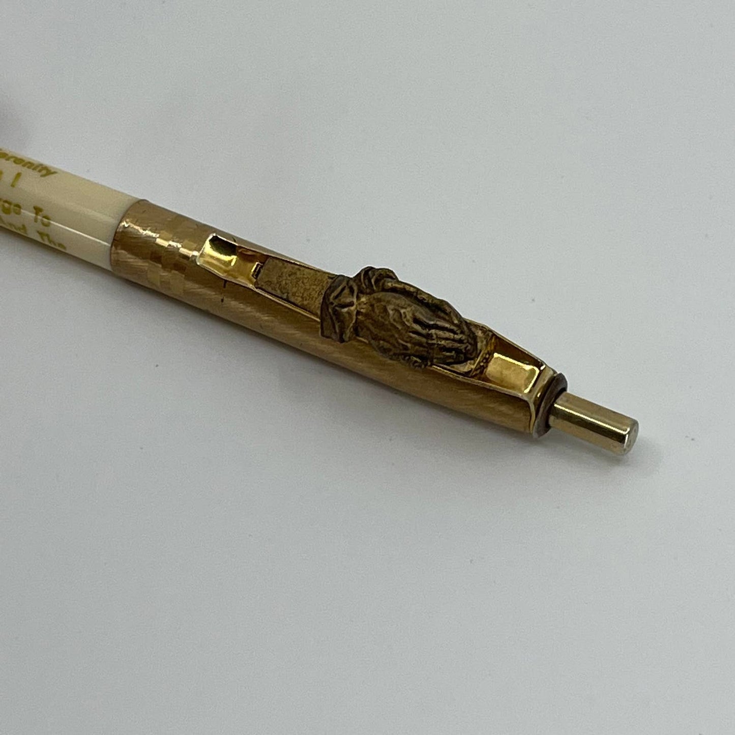 Vintage Brass Tone Praying Hands Serenity Prayer Pen SE1