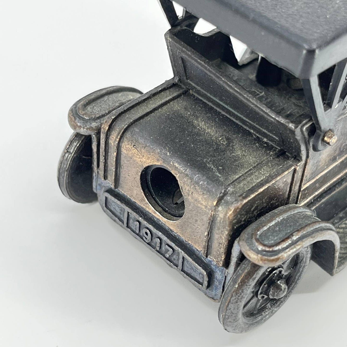 Vintage Car Design Pencil Sharpener 1917 Ford Model T SD1