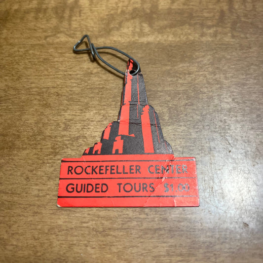 1940 York World's Fair Rockefeller Center Guided Tours Paper Hang Badge AK7-H4