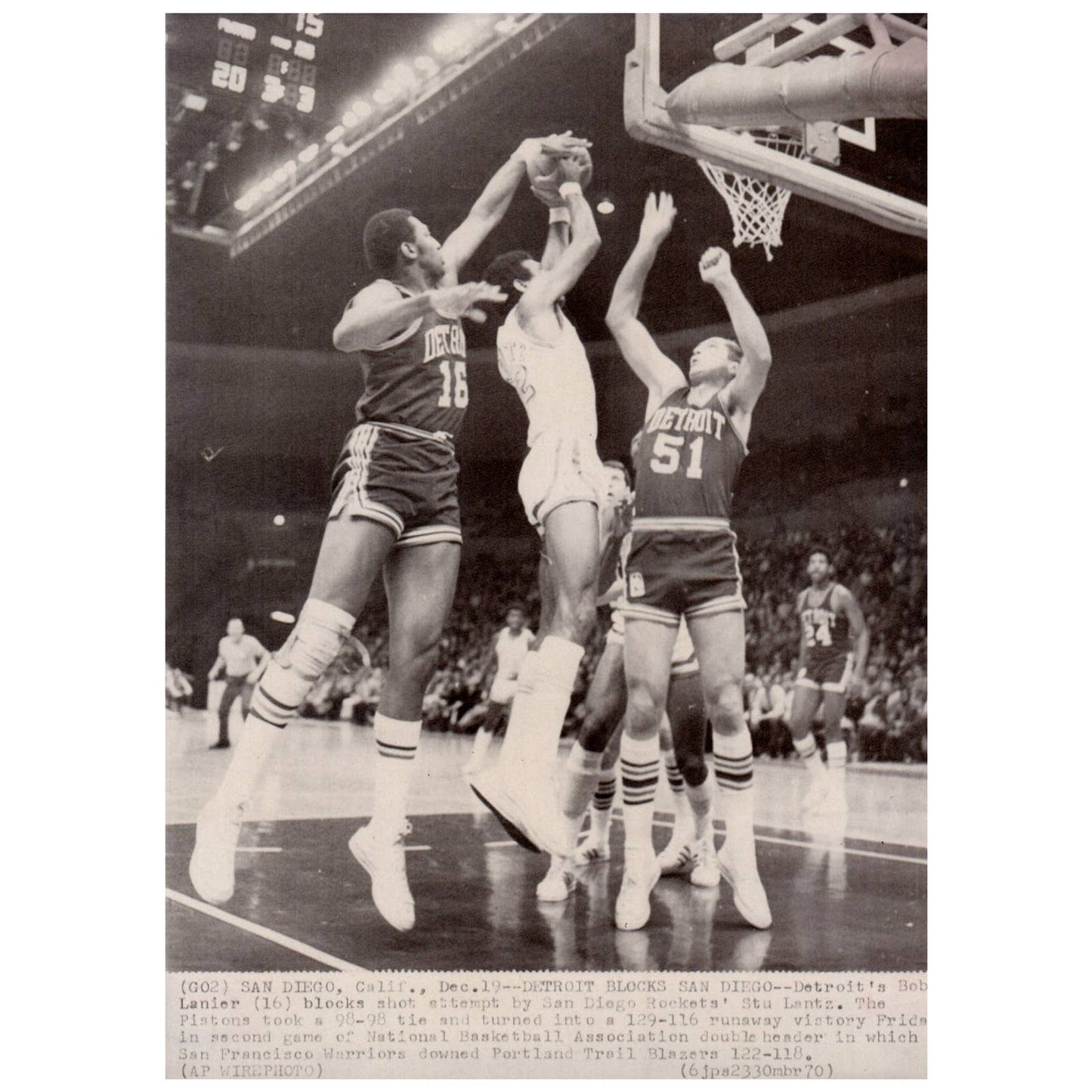 1970s Press Photo Basketball NBA Detroit Pistons Bob Lanier Block 8x10" AD3