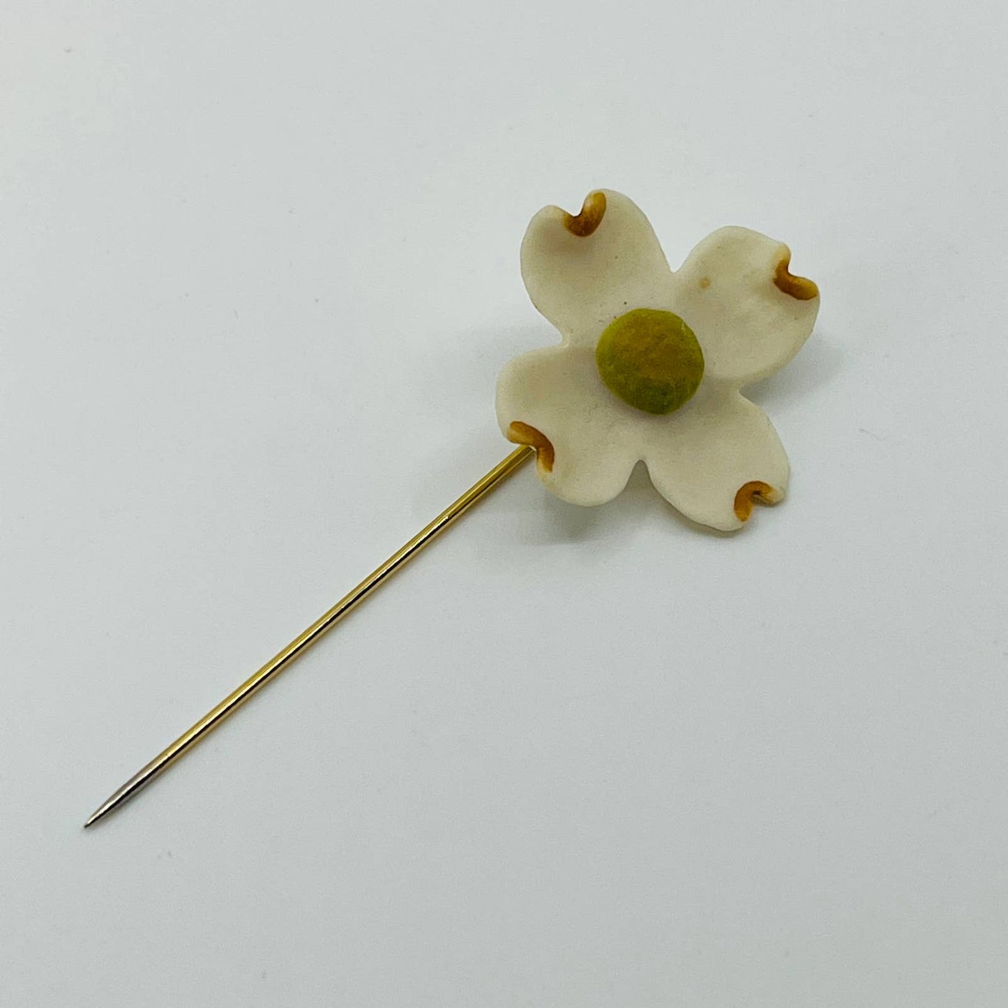 Vintage MCM Hat Lapel Stick Pin Gold Tone Ceramic Flower 2 1/2” SB3