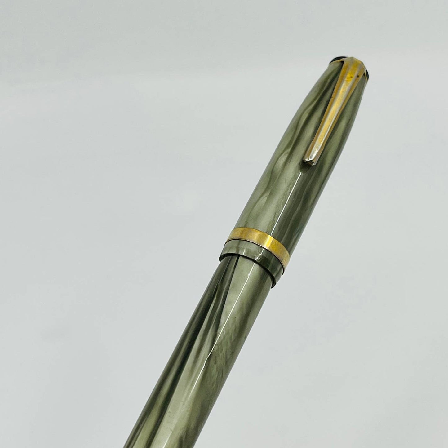 Vtg Green Olive Marble Celluloid Fountain Pen Iridium Tip Nib SB8-4