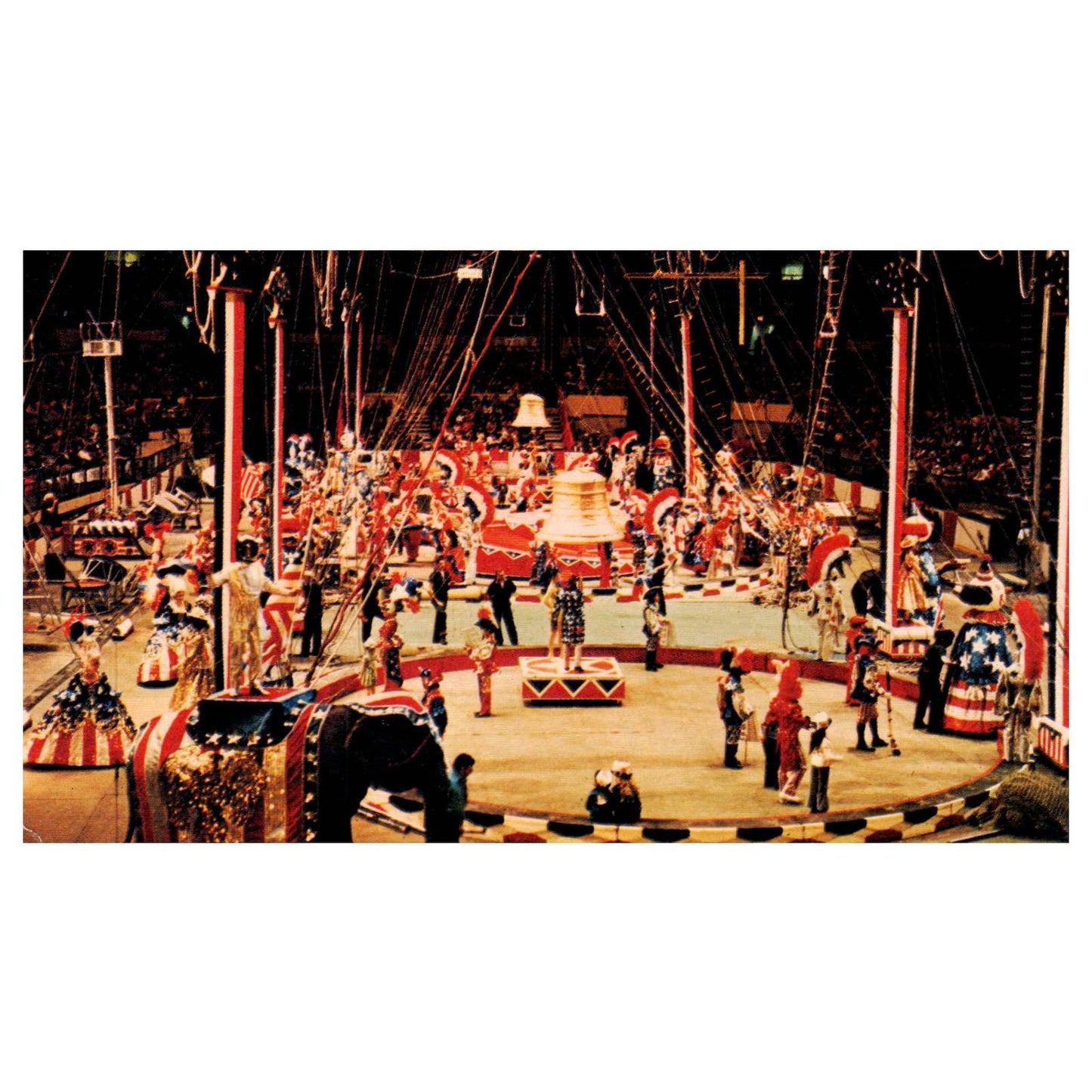 Vintage Postcard - Super Spectacular Barnum and Bailey Circus 1950s TJ7-1