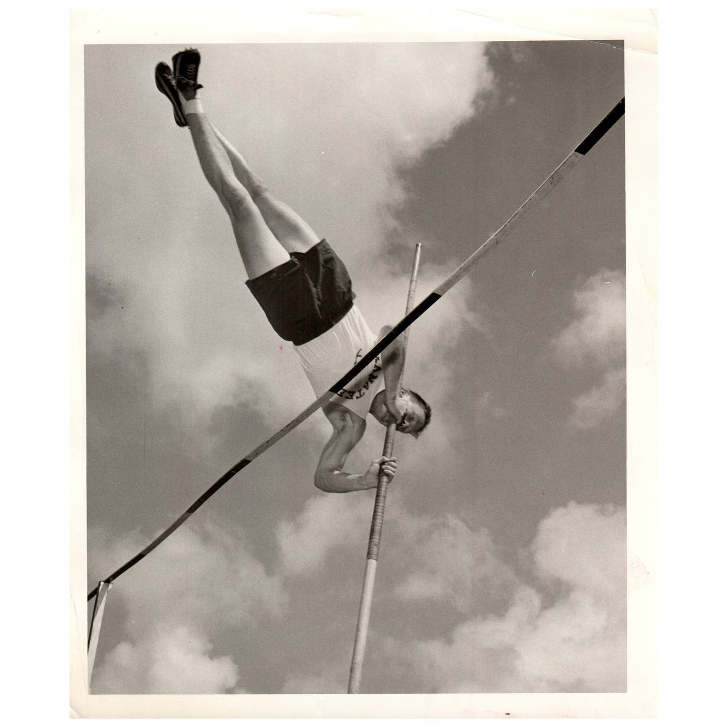 1957 Original Press Photo Track Pole Vault Don Zoller Manatee 8x10" AD2