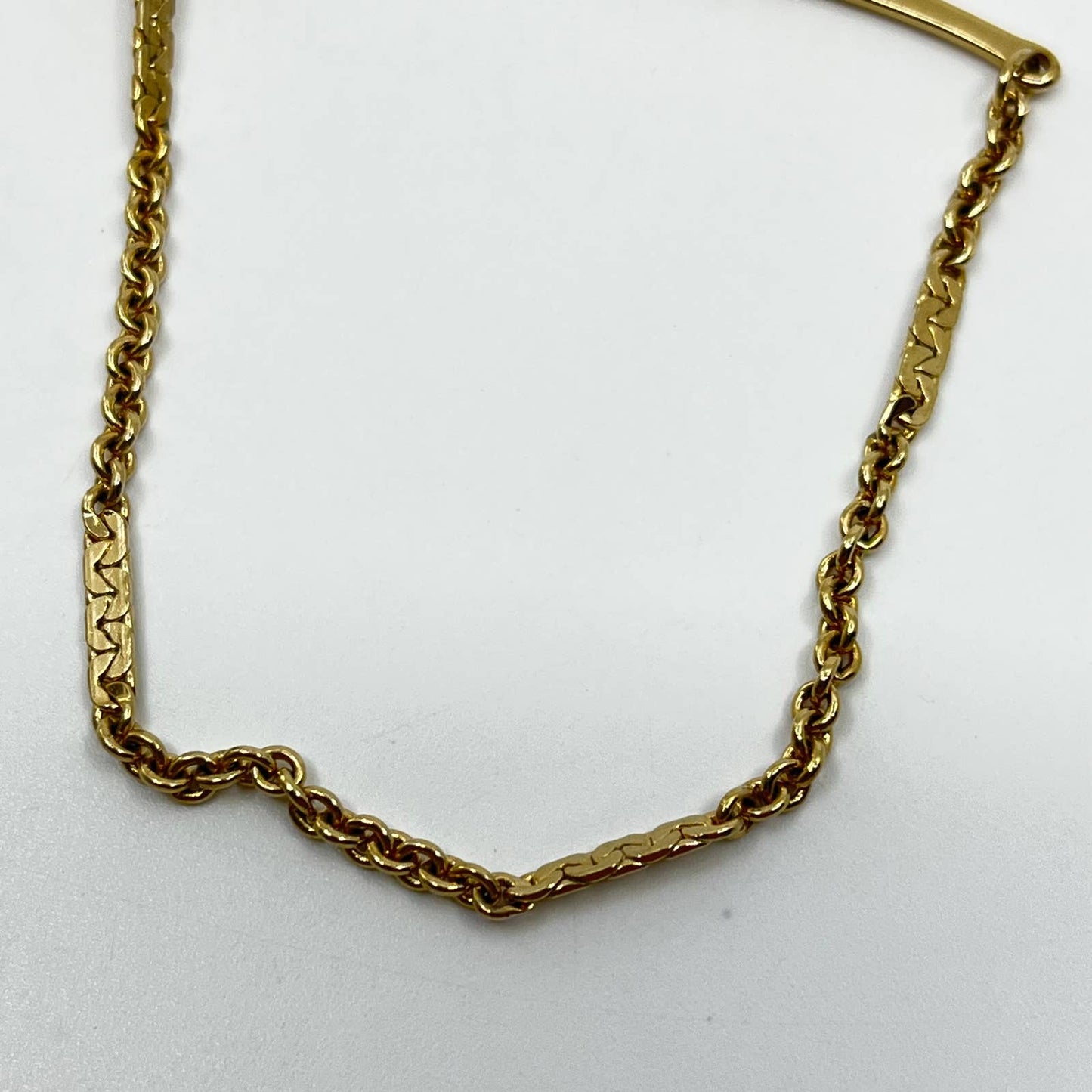 Vintage MCM Gold Tone Tie Chain Over Button Hanger Tie Bar Chain Clip SD4