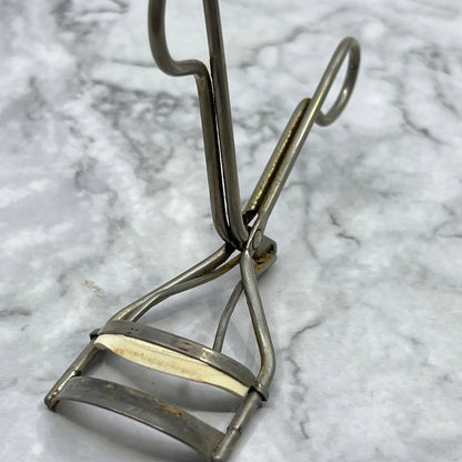 Vintage Maybelline Expert Eyes Metal Eyelash Curler TJ1
