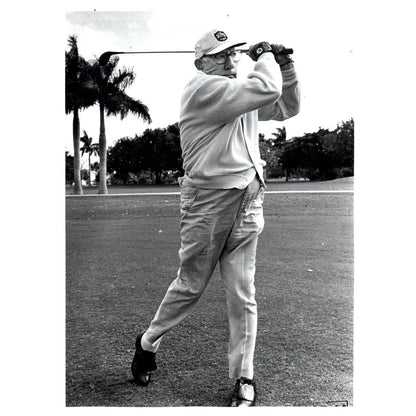 1983 Original Press Photo Golf Claude Pepper Swings at La Gorce 8x10" AD2