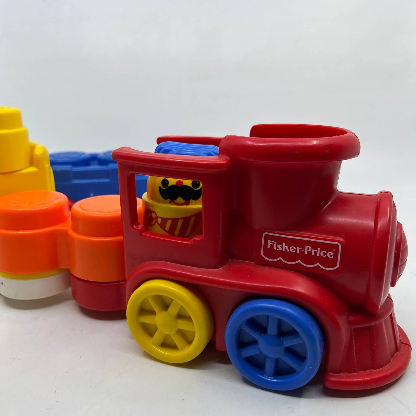 1997 Fisher Price Stack 'n Build Choo Choo Train Children’s Toys 6-36 Months TH9