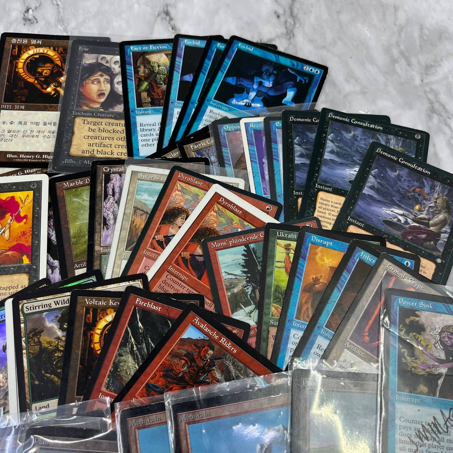 HUGE Collection of Vintage Magic The Gathering MTG Cards Mostly 90s Era