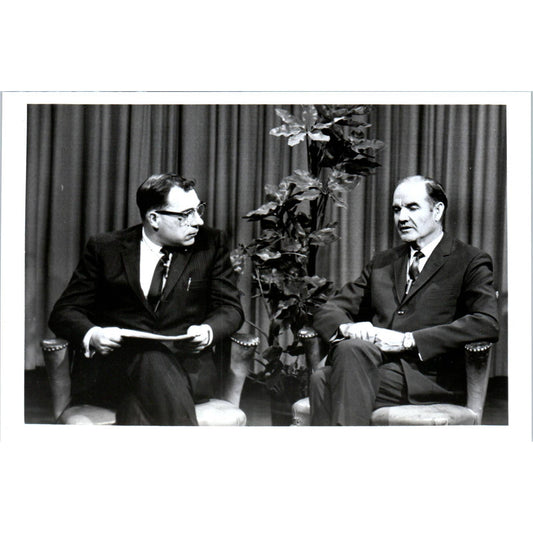 Senator George McGovern Interview KELO TV 1966 Original Photo 5x7 TK1-P4
