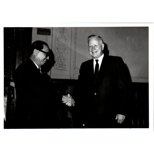 Governor Nils Boe & Sukich Nimmanleminda Conference Original Photo 5x7 B8