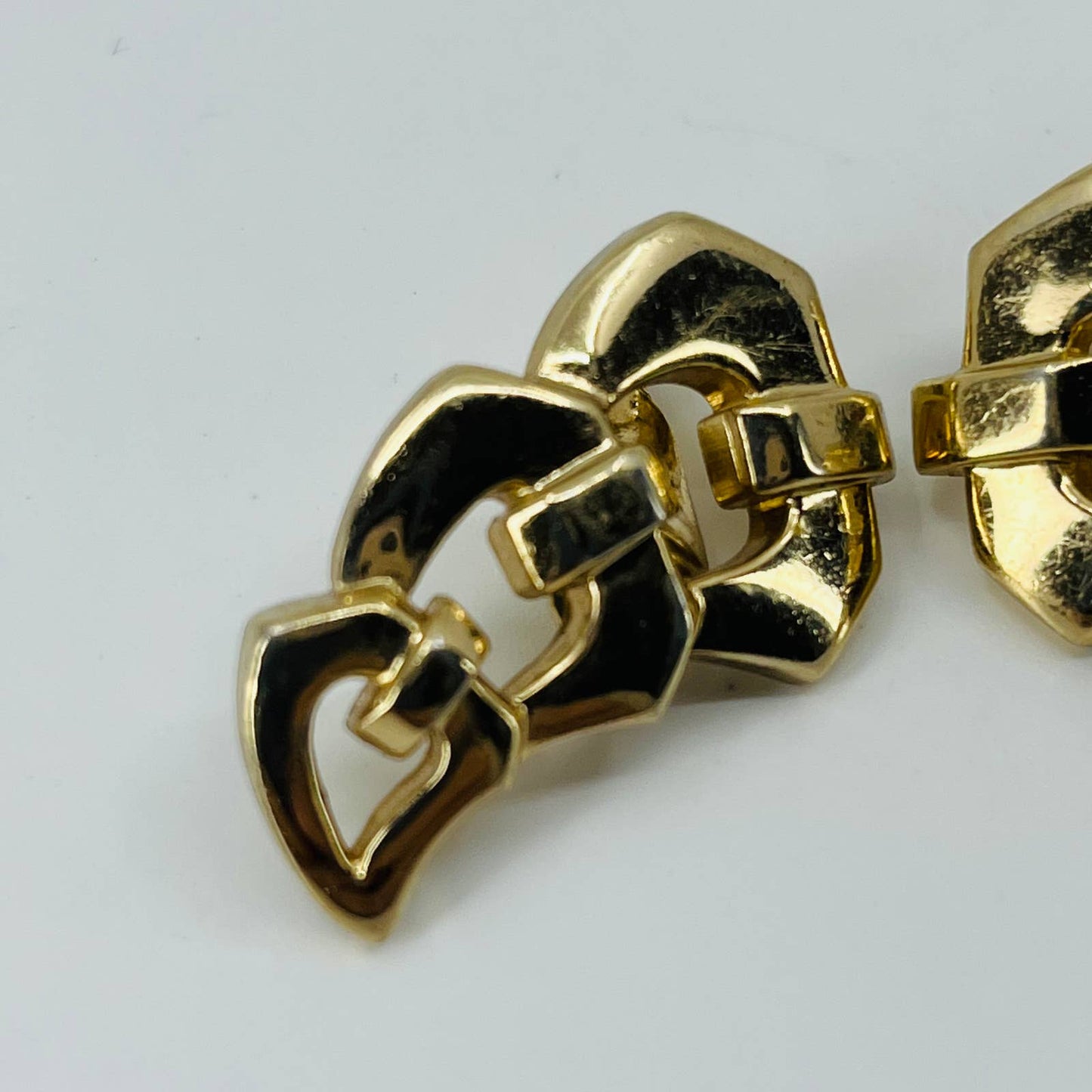 Vintage MCM Mod Monet Gold Tone Geometric Clip Earrings SB2