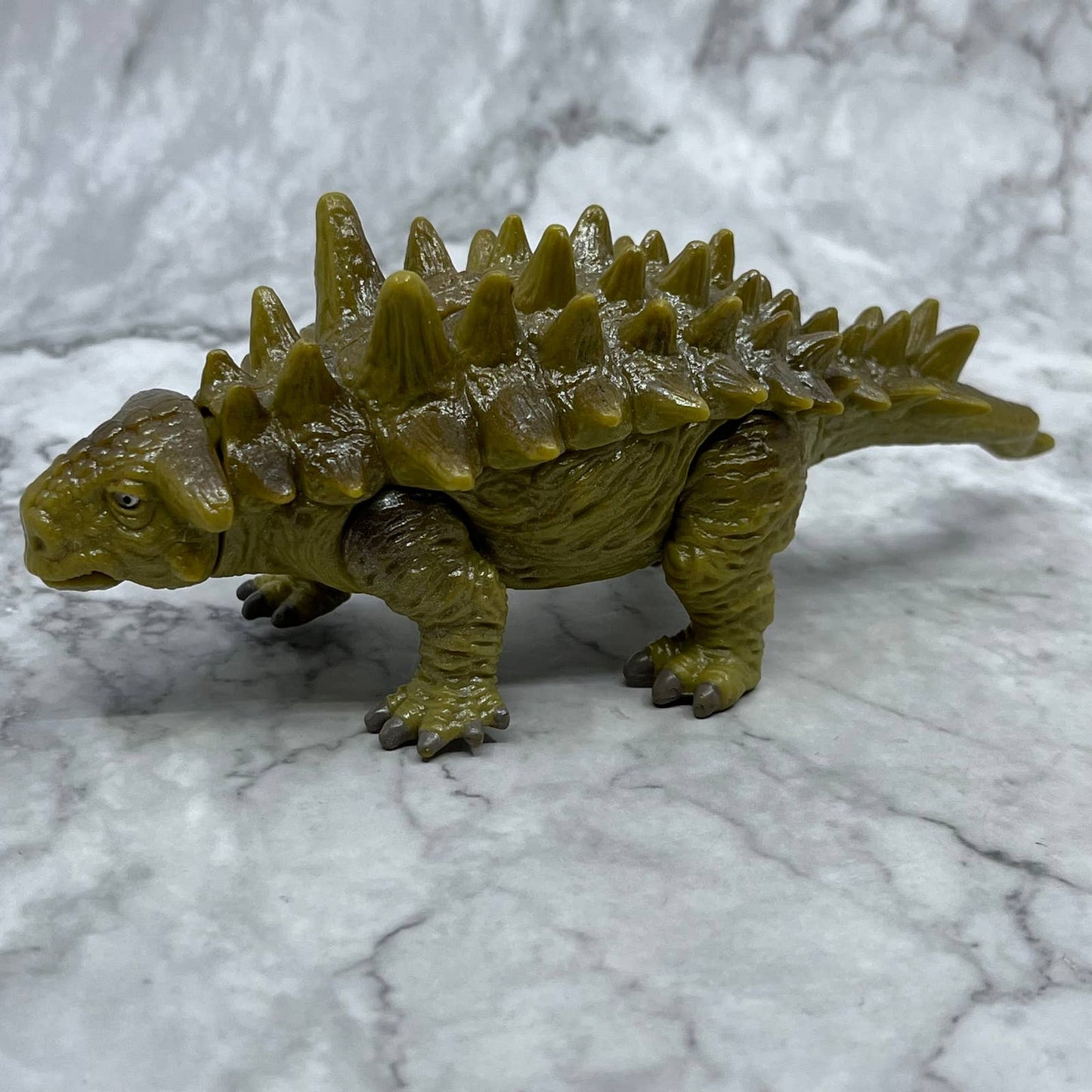 Disney Laughing Anklylosaurus Dinosaur Toy Light Up Eyes & Sound Effects TJ3