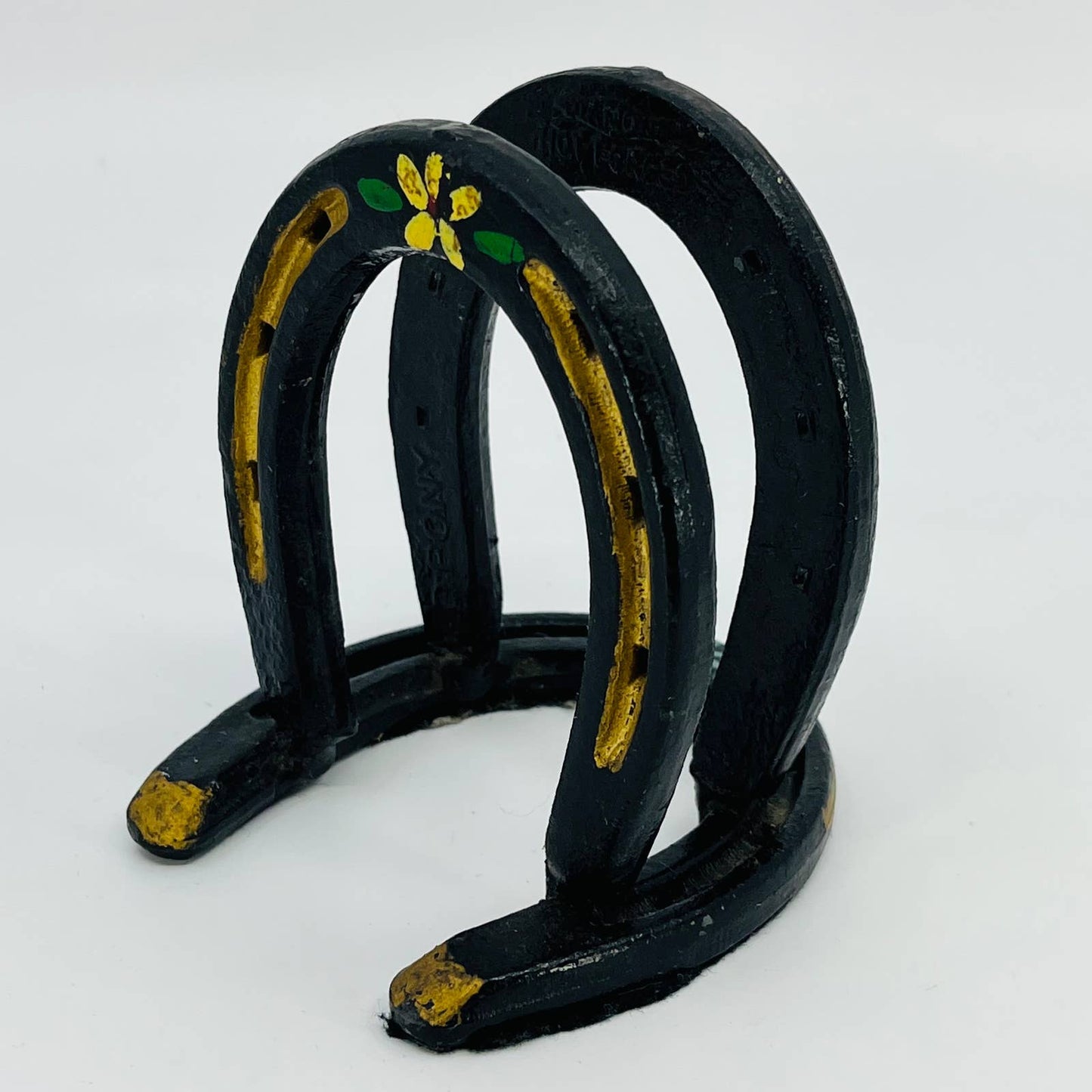 Vintage Cast Iron Hand Painted Horseshoe Napkin Holder TD9