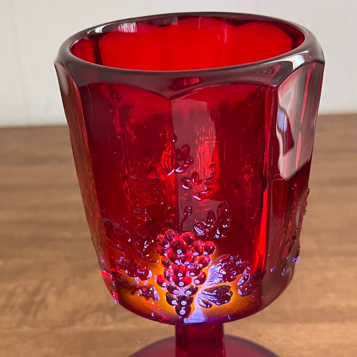 Vintage Westmoreland Paneled Grape Wine Glass AMBERINA Ruby Red 6”  TA9