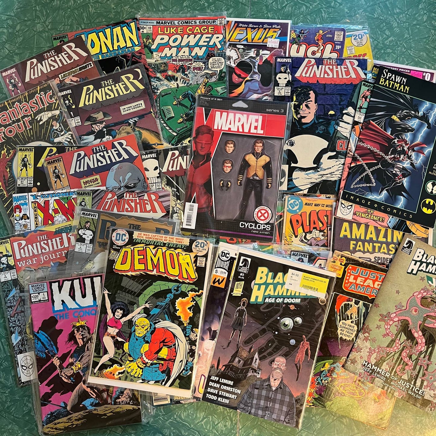 Huge Collection LOADED Long Box Lot of Comics: DC Marvel Indy CGC Graded