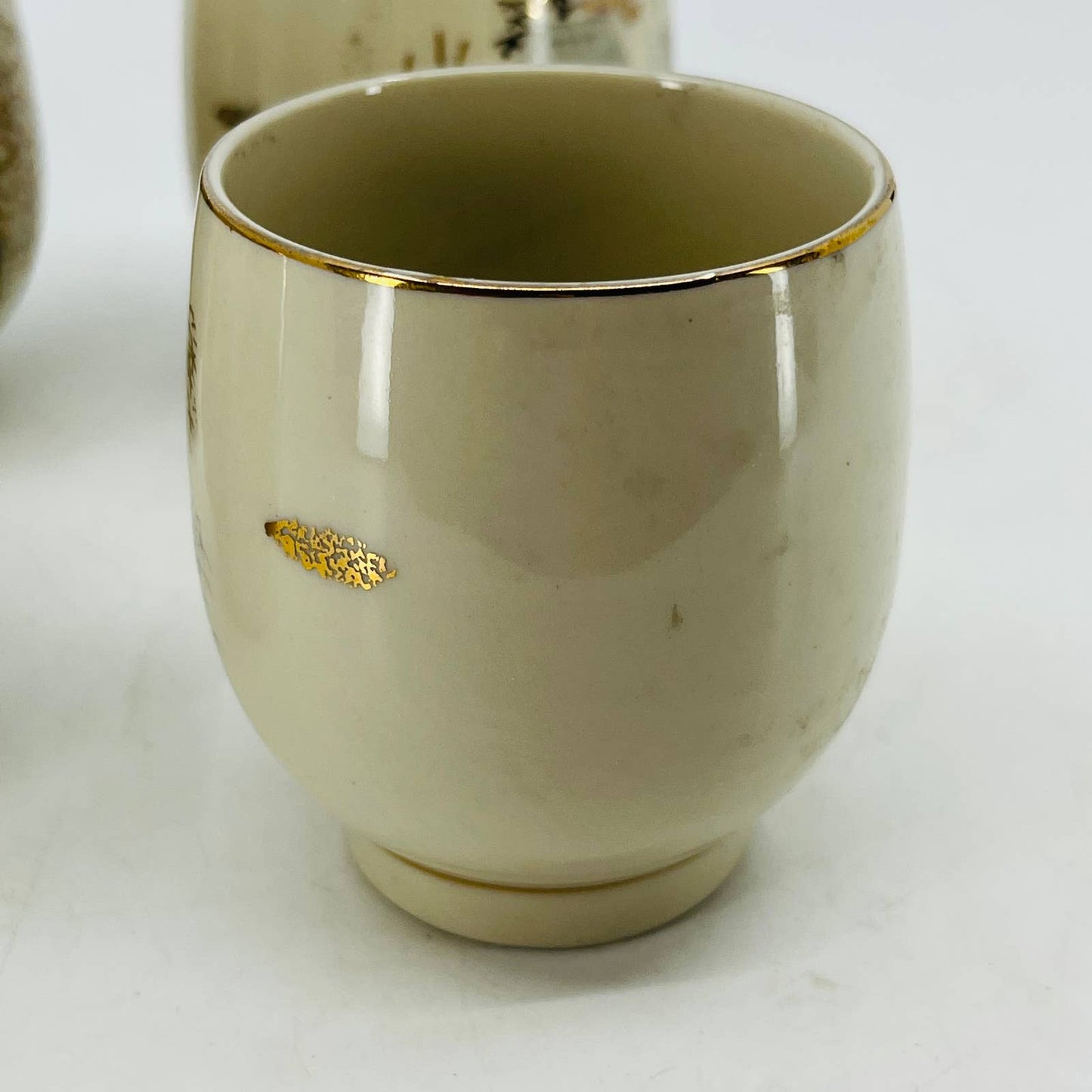 Japanese Pottery Yamahyo Teacups Set of 4 Cottage Mill Gold Gilt 3” TC6