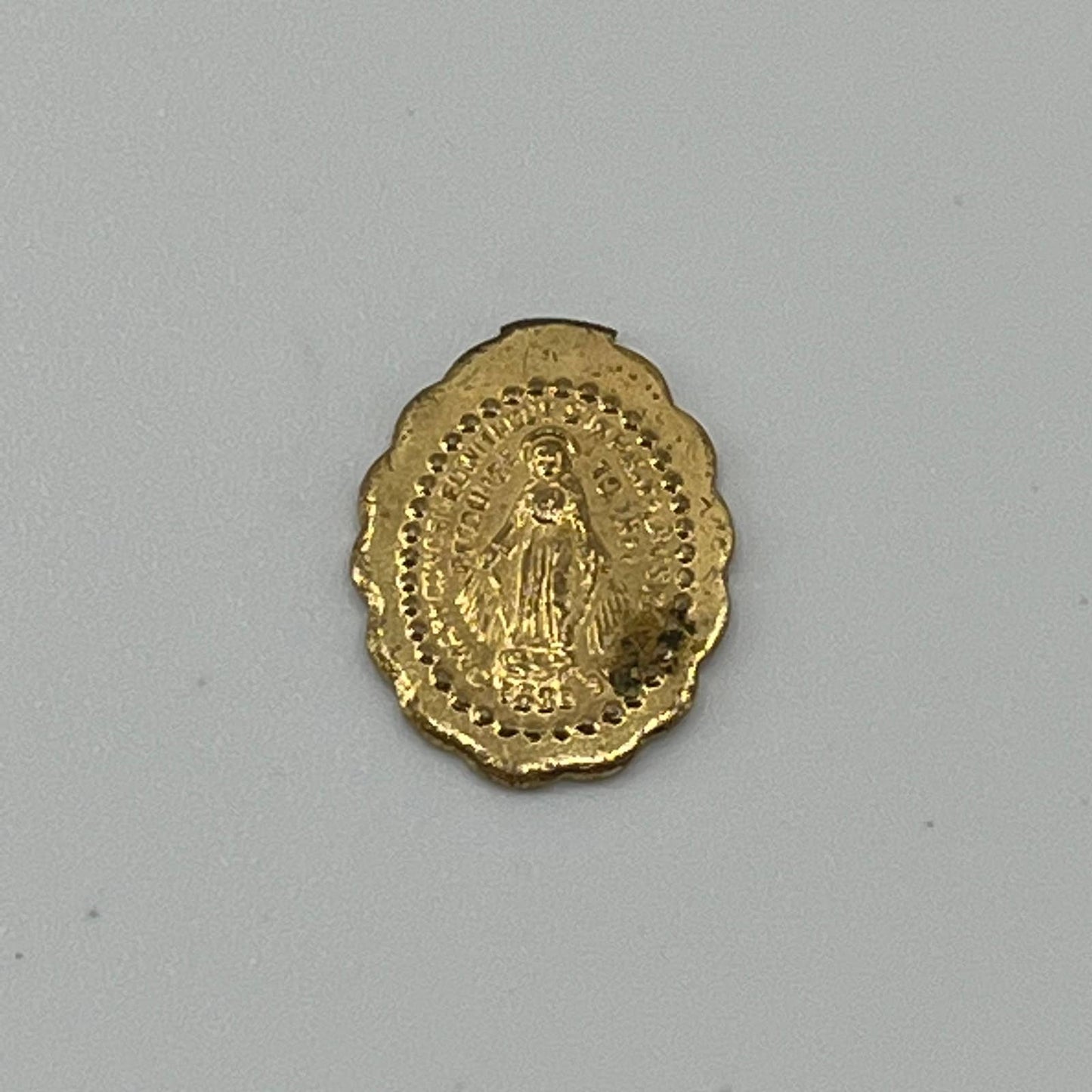 Vintage Tiny Gold Tone Virgin Mary Relic Catholic Christian SA1