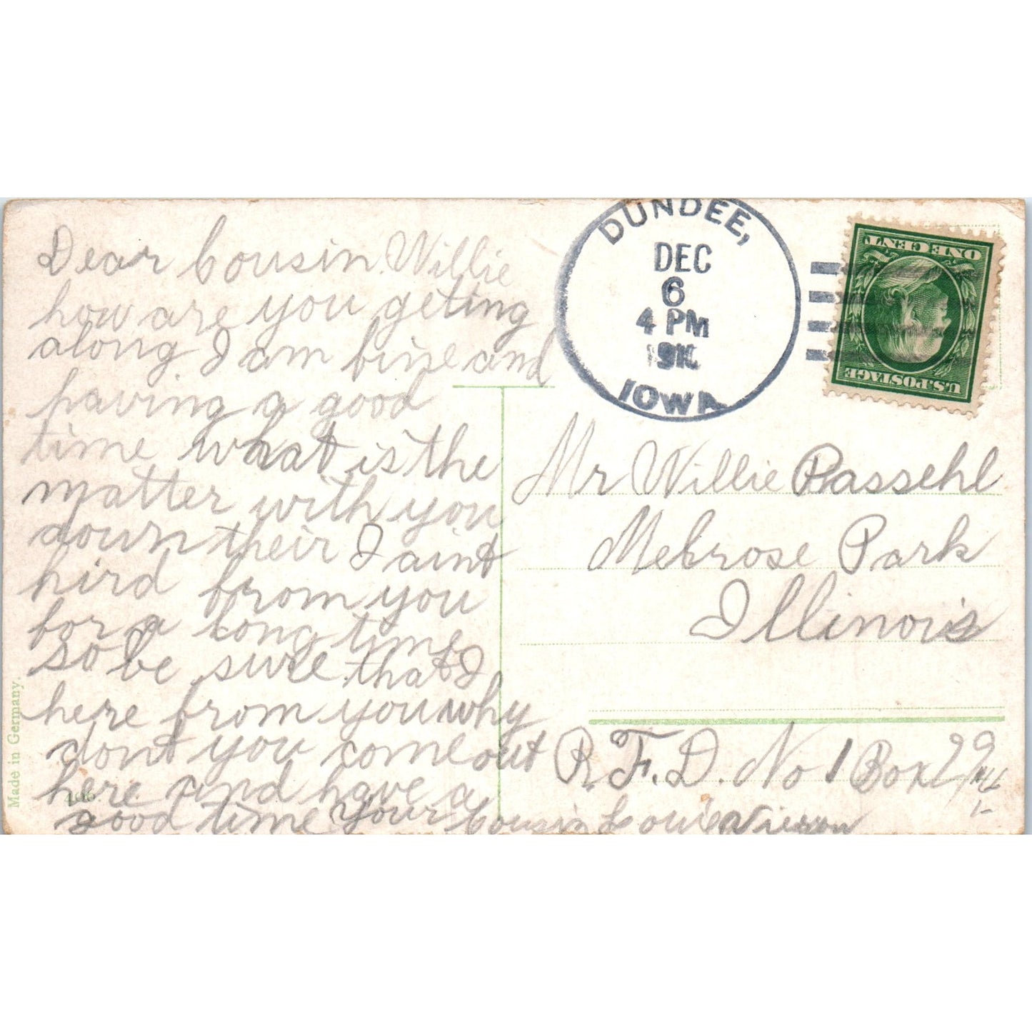 Romance Victorian Couple in a Boat 1910 Original Postcard P2-5