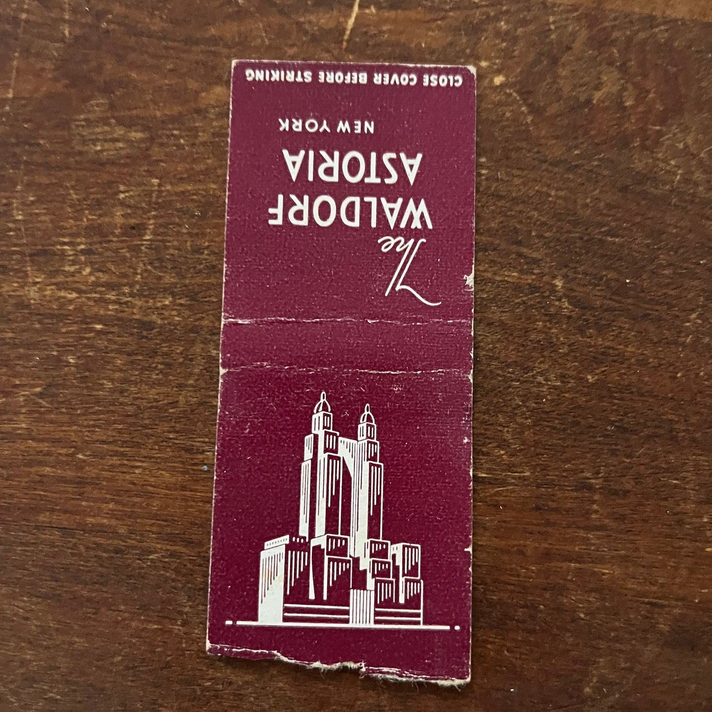 Waldorf Astoria New York Advertising Matchbook Cover MM11-4